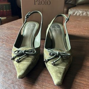 NIB - Paolo sling back heels in dark moss suede